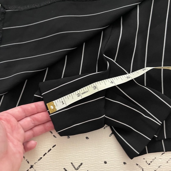 WHBM Black & White Striped Wrap Romper size 4 - Picture 13 of 14